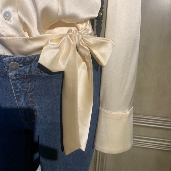 Trina Turk Silk & Spandex Tie Front Blouse - Picture 3 of 7